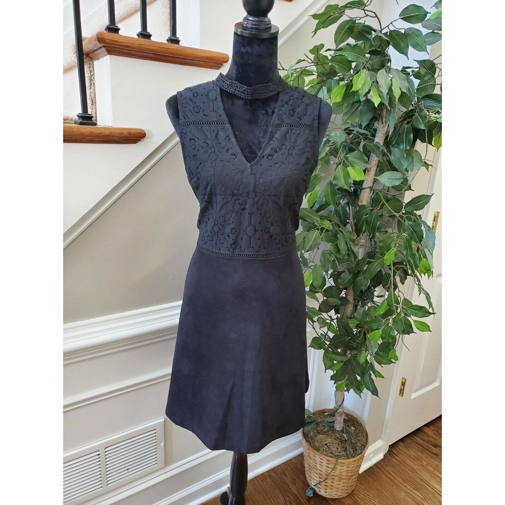 Ayla Women's Black Floral 100% Polyester V-Neck Sleeveless Knee Length Dress L